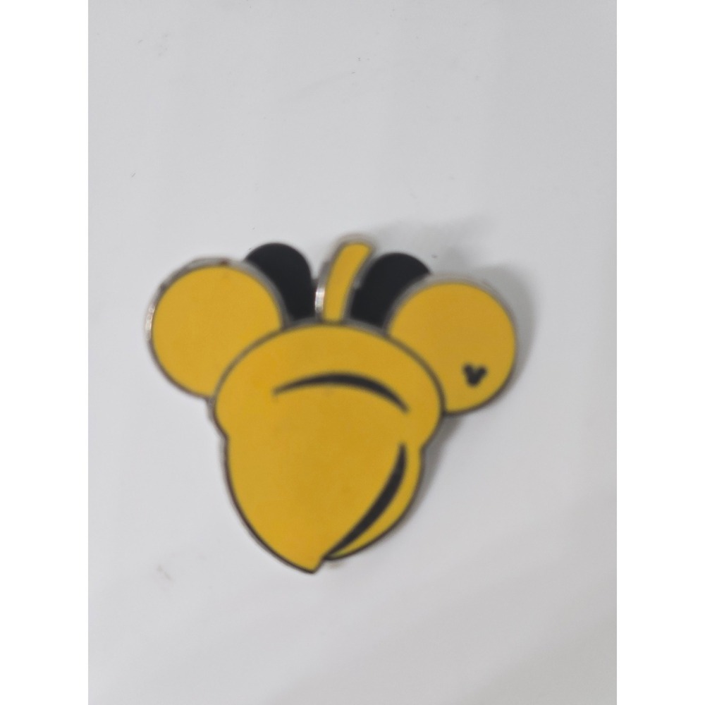 Authentic Disney Parks Hidden‎ Mickey Pin: Yellow Acorn (5 of 5) - 2010 Series!